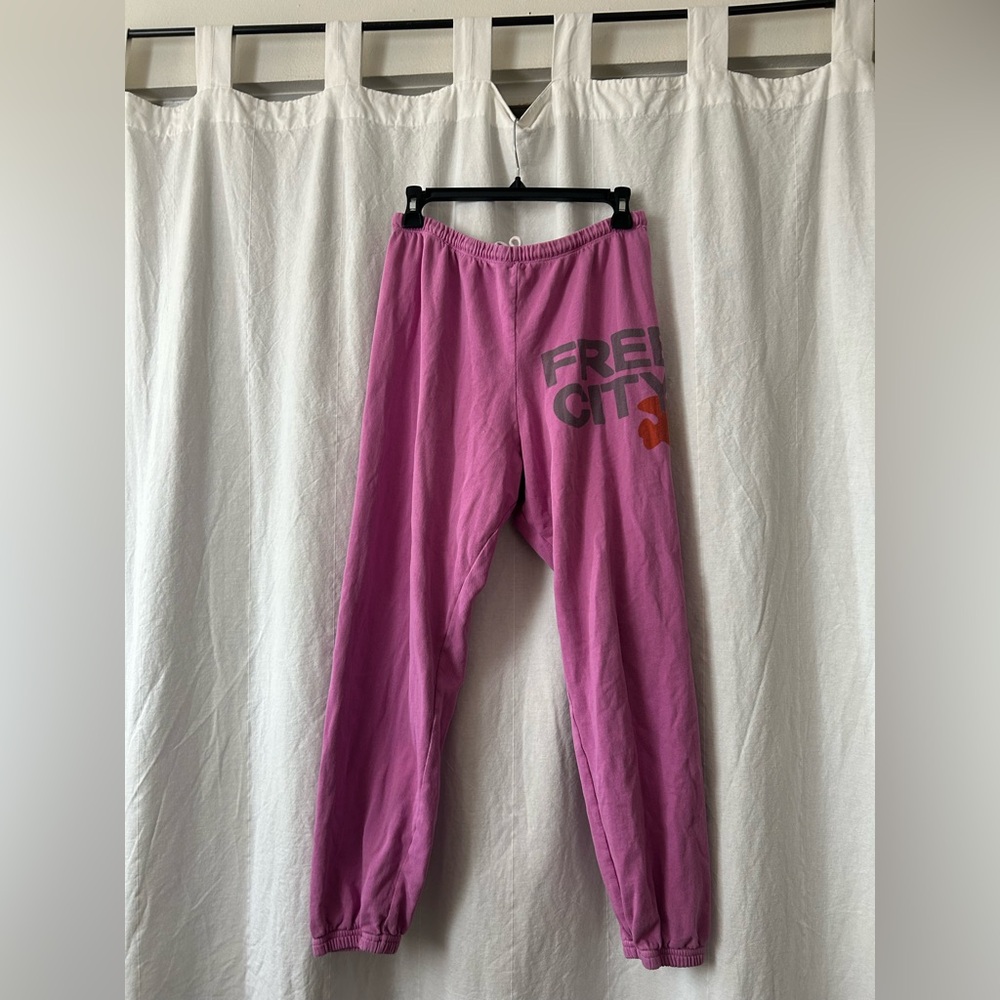 Freecity Magenta Sweatpants with Logo